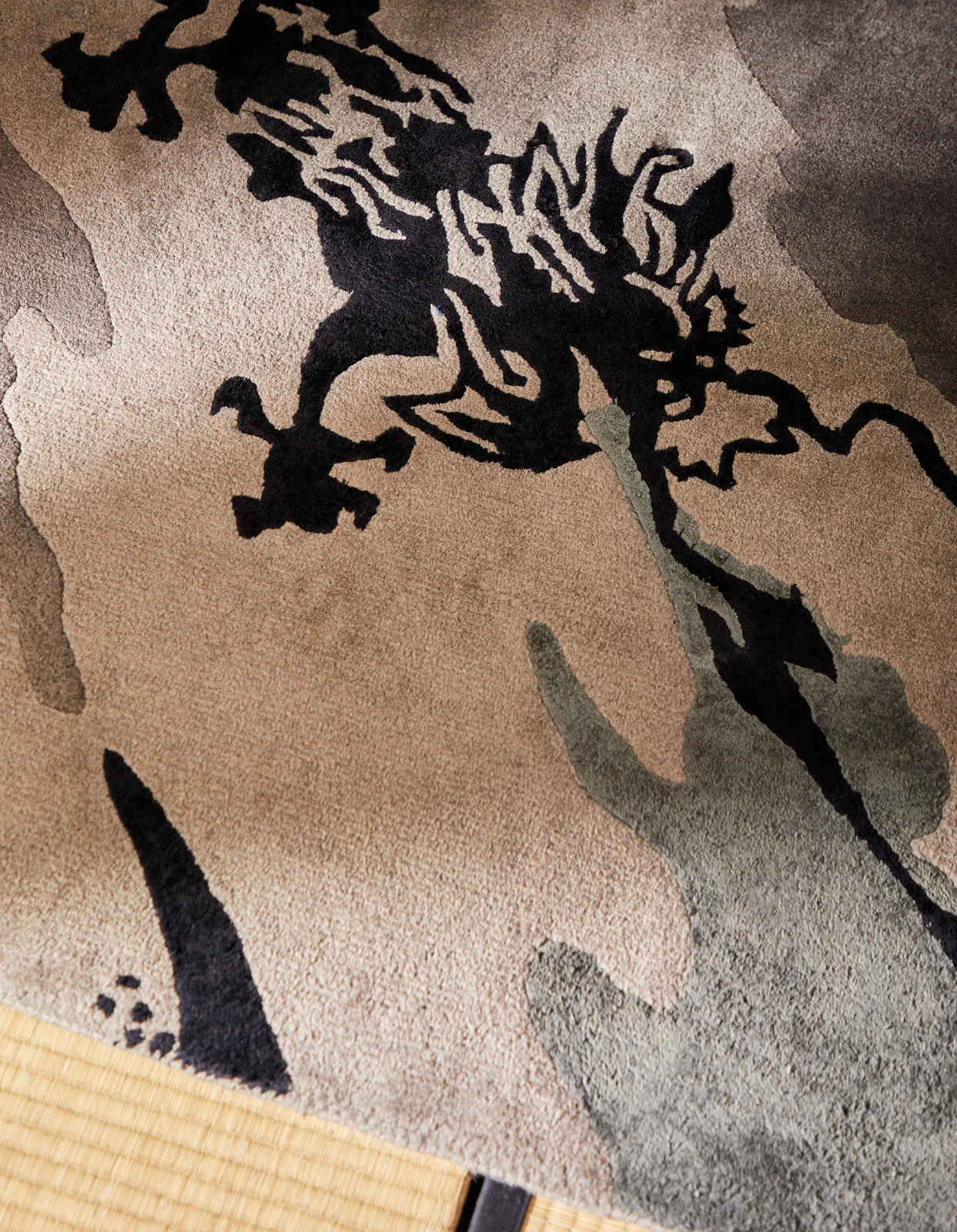2158 DPM: Bonsai Forest Rug Large Night - Image 3