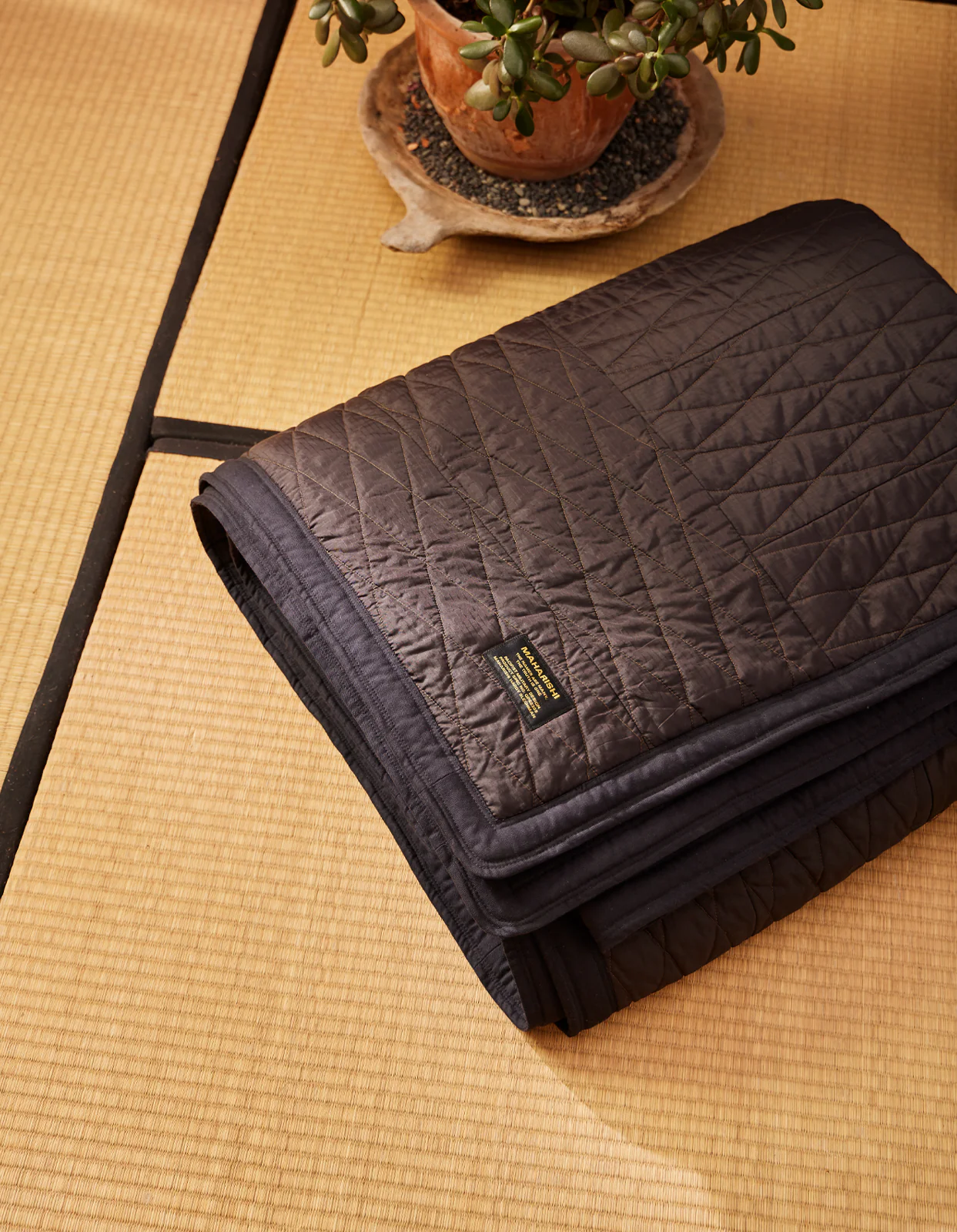 7030 Triquilted Bed Blanket · Military Surplus Black - Image 3