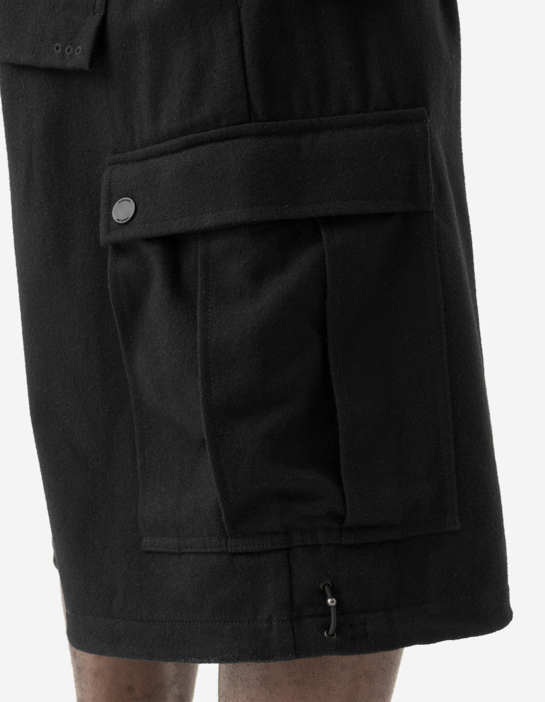 7118 Oversized Wool Cargo Snoshorts Black - Image 4