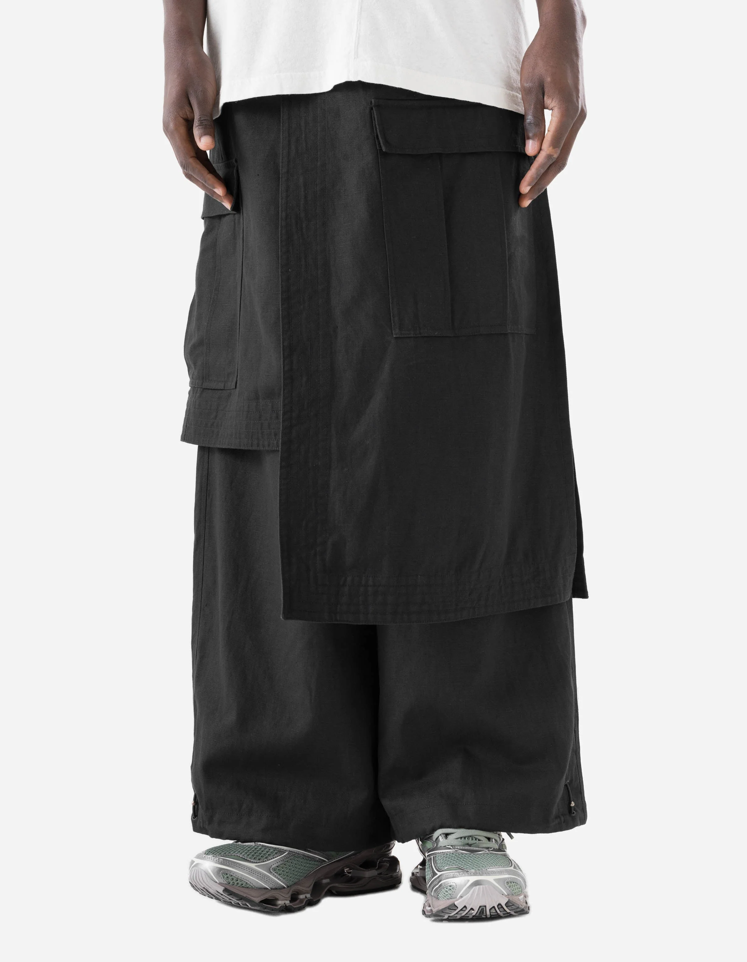 7232 Kirin Asym Cargo Hakama Pants Black - Image 3