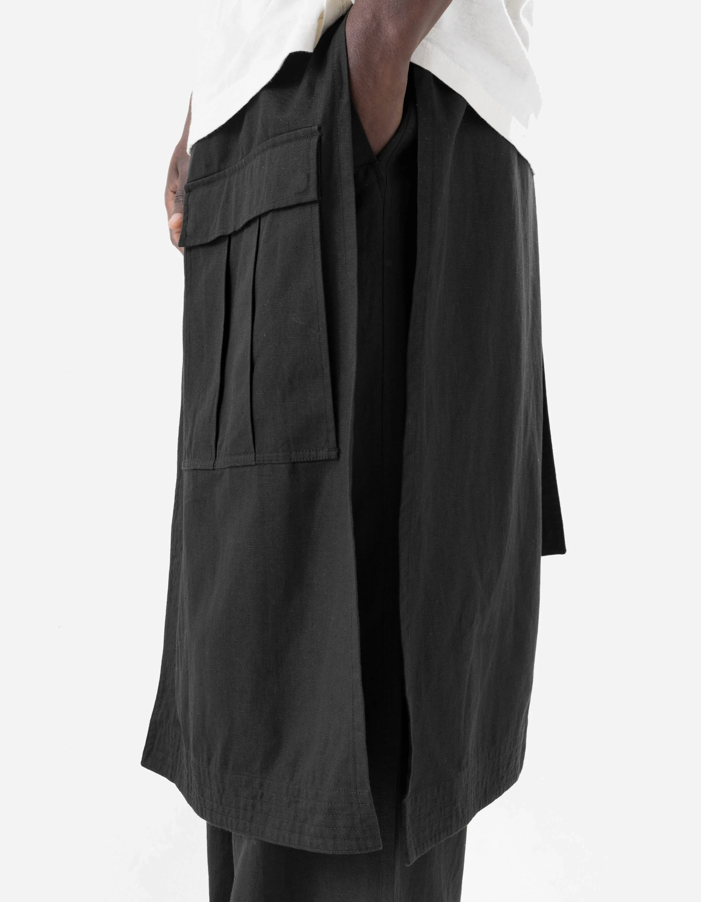 7232 Kirin Asym Cargo Hakama Pants Black - Image 5