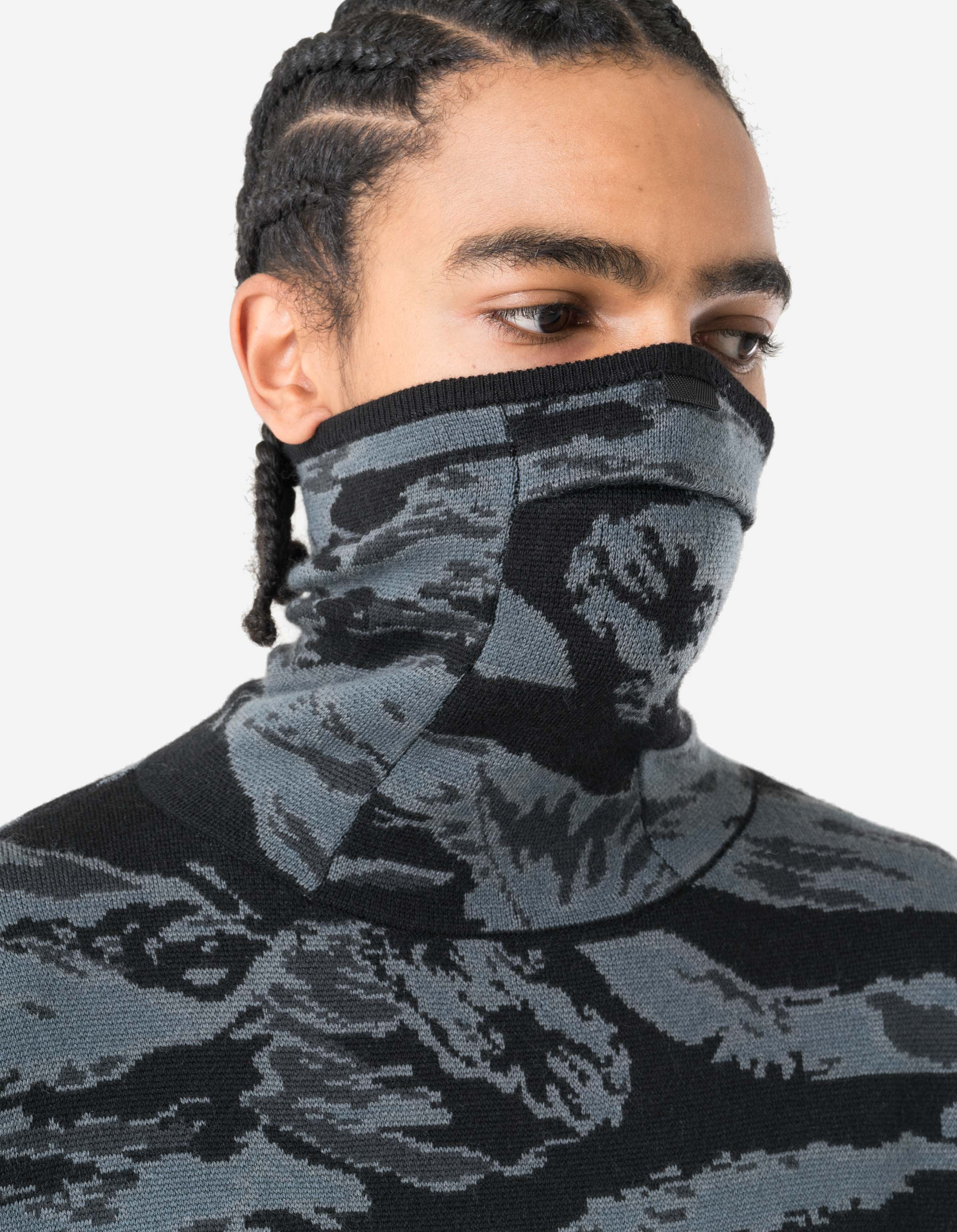 7286 Camo Half Balaclava Knit Subdued Night - Image 6