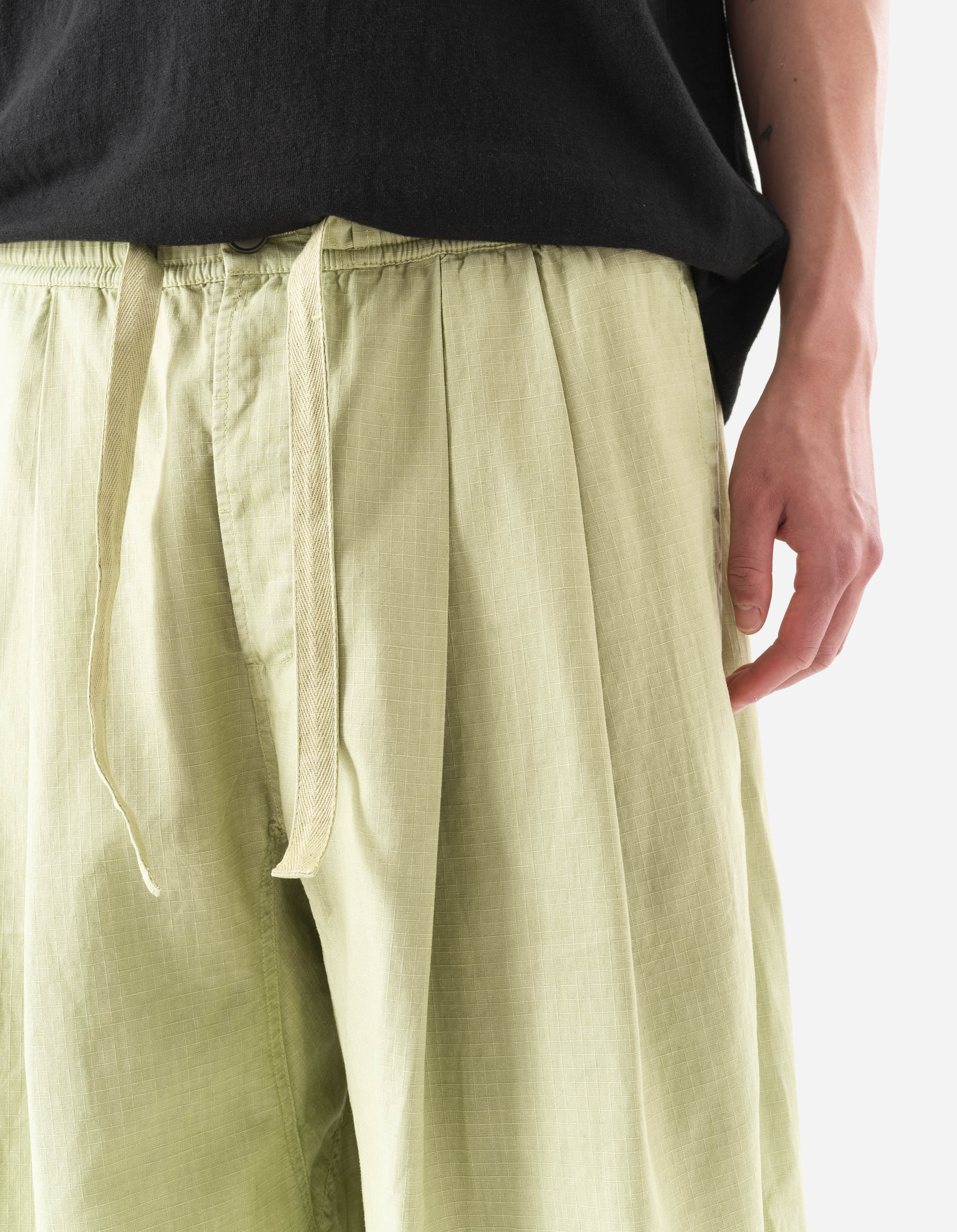 7319 Hemp Ripstop Pleated Trousers Moss Green - Image 3