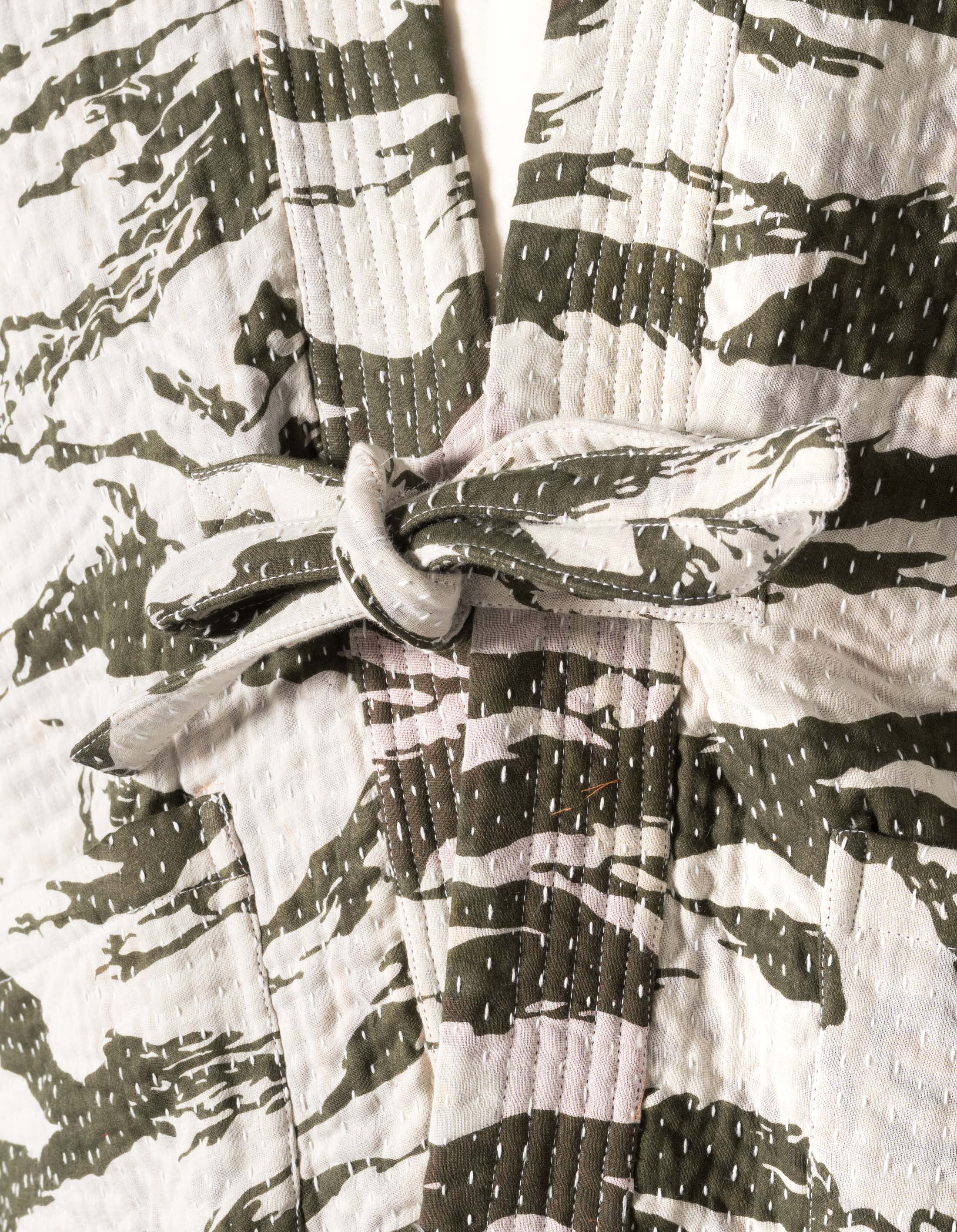7333 Tigerstripe Kimono Ecru/Olive - Image 7