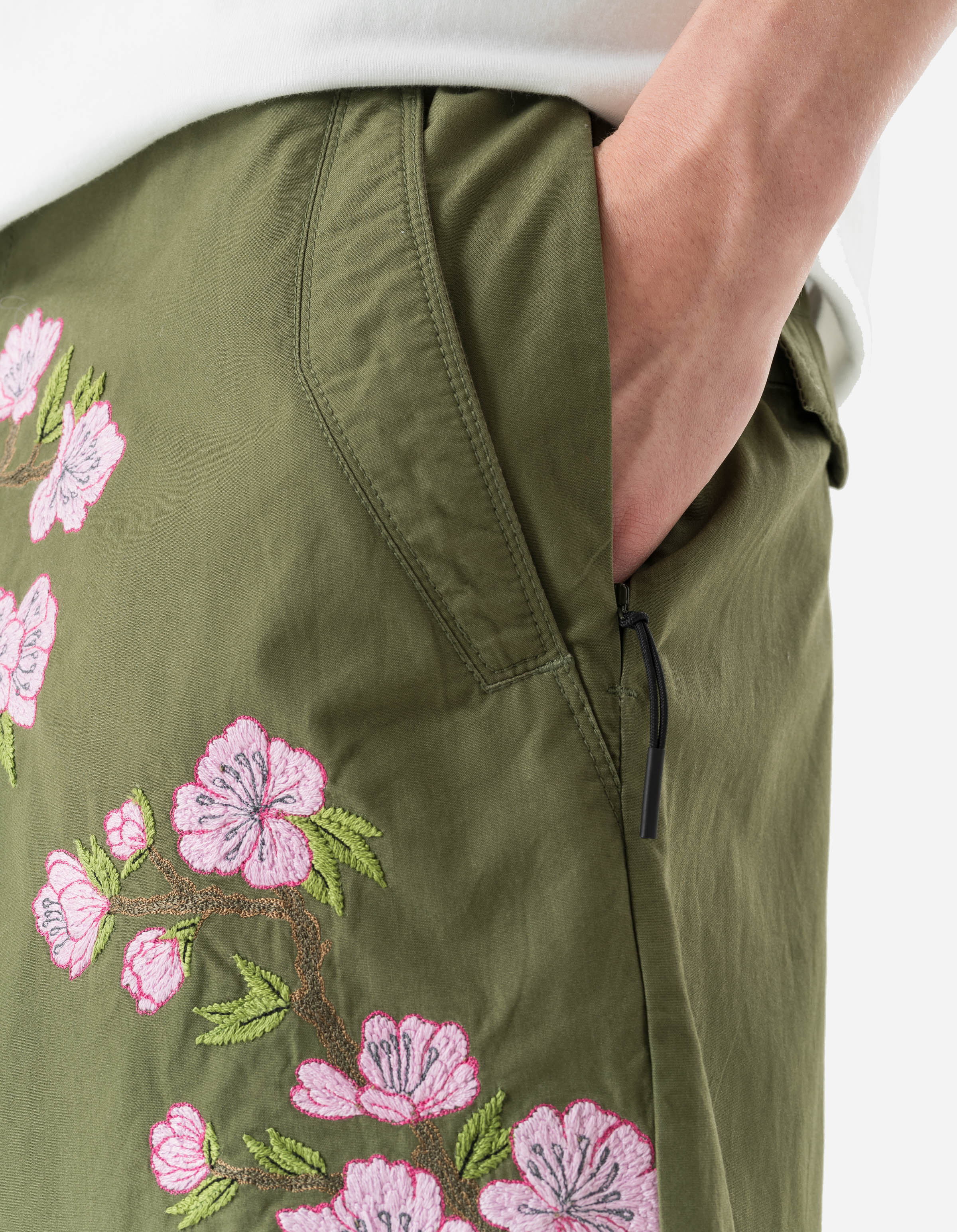 7353 Sakura Serenity Loose Snoshorts Olive OG-107F - Image 6