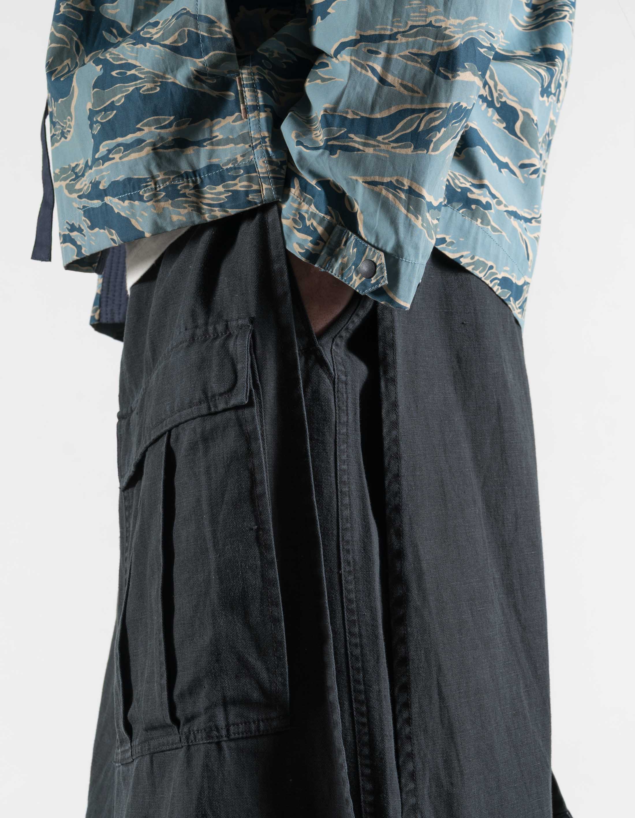 7398 WR Asym Cargo Hakama Pants Black - Image 3