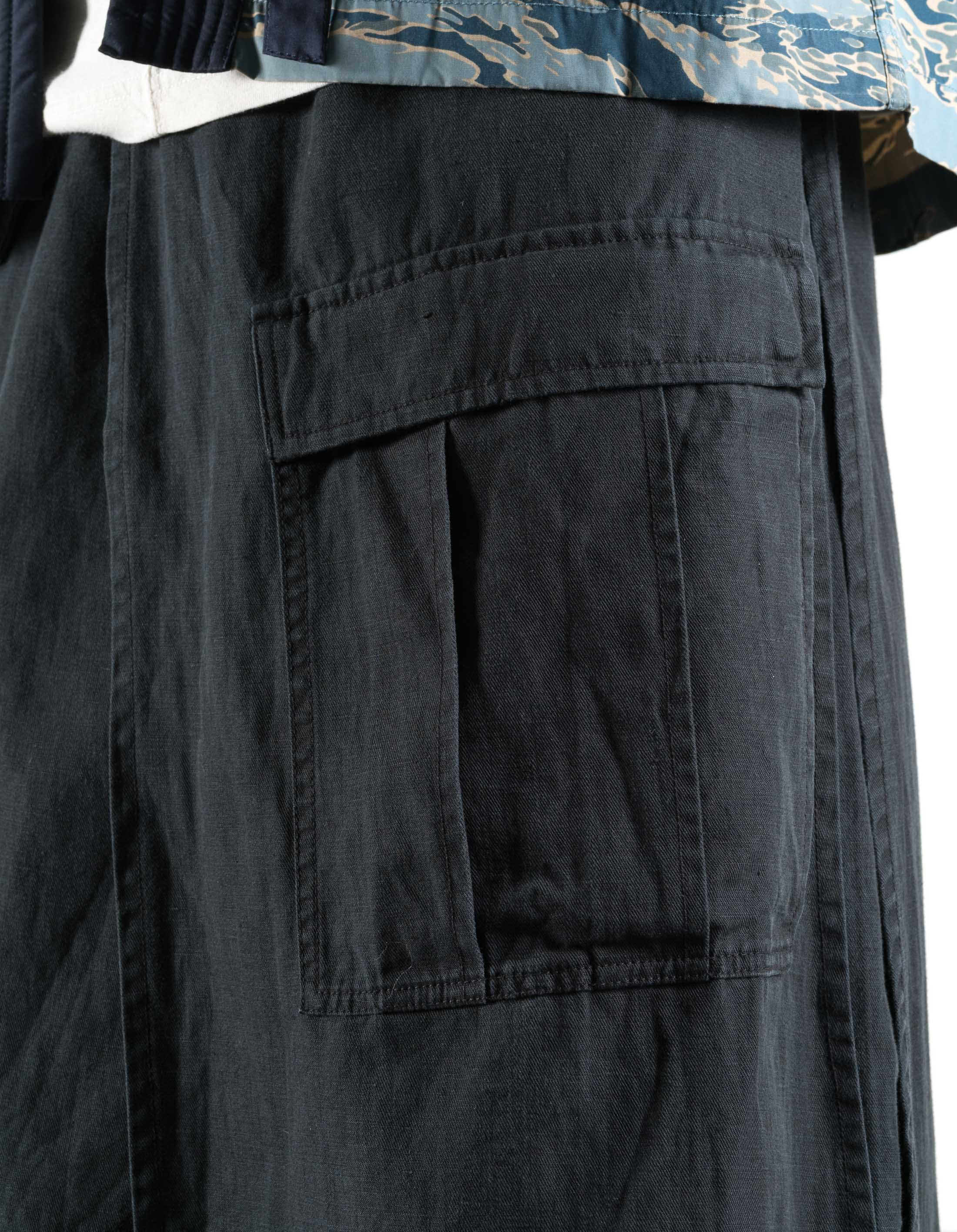 7398 WR Asym Cargo Hakama Pants Black - Image 4
