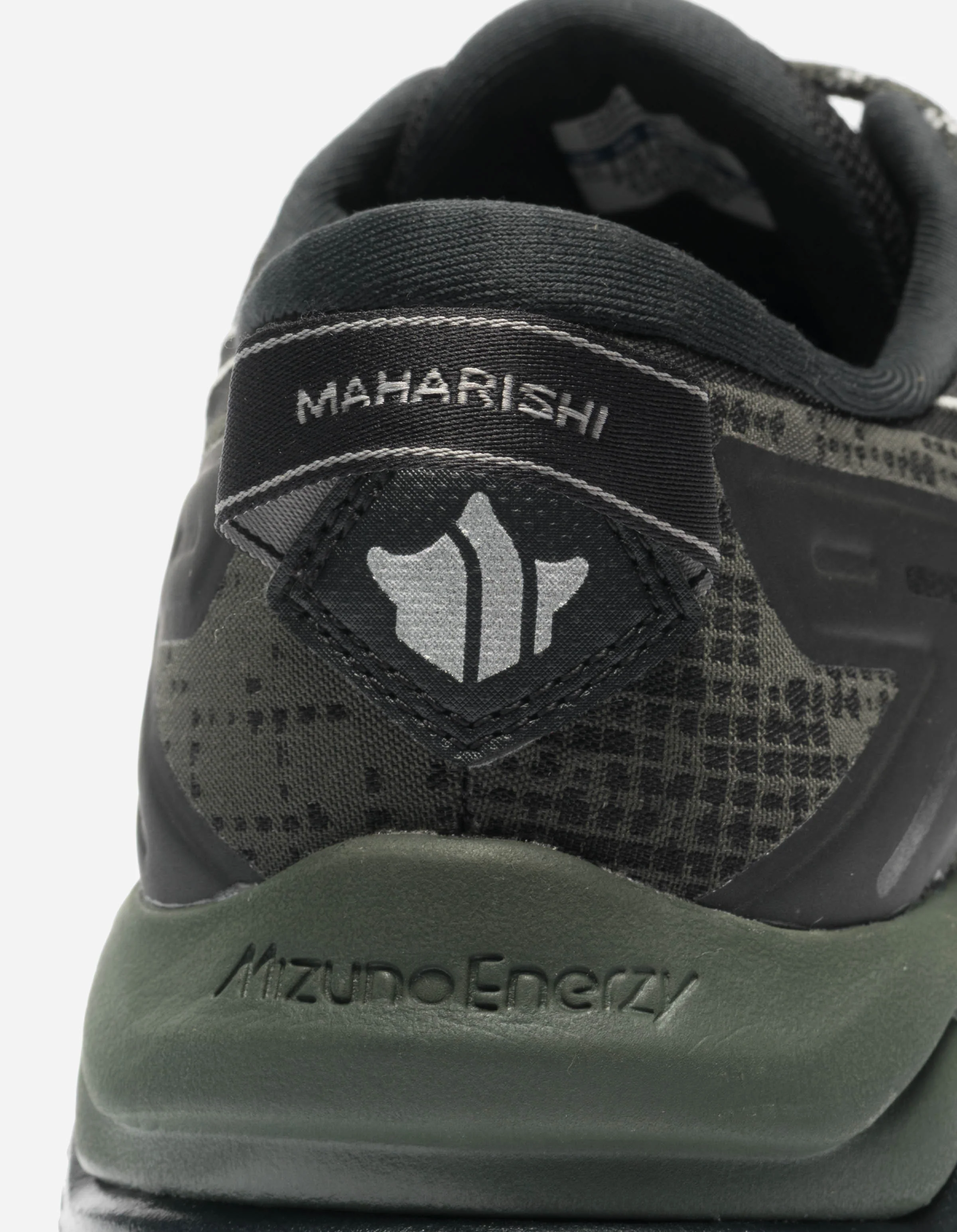 Maharishi Mizuno Wave Mujin LS GTX Rosin/Cool Gray 5C/Unexplored - Image 7